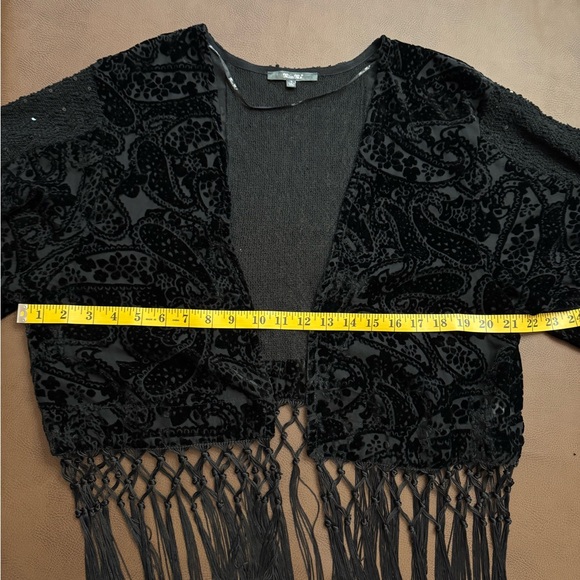 Miss Me - Velvet Fringe Kimono - Amazing quality, unique find! Size Small - Picture 13 of 13